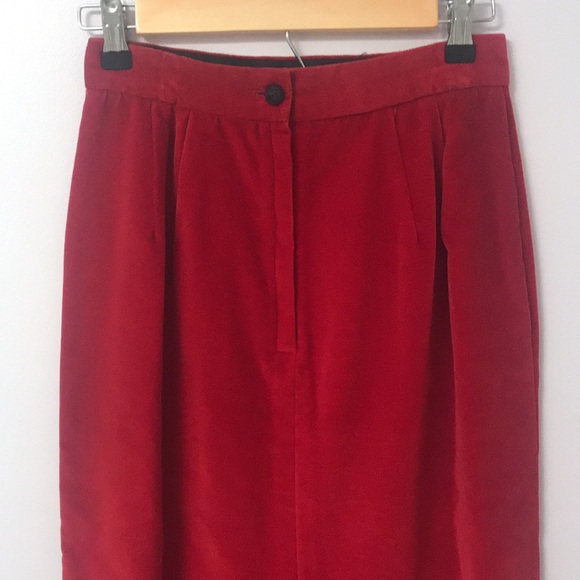 Vintage Rebecca Thomas Red Velvet Skirt. - Picture 5 of 9